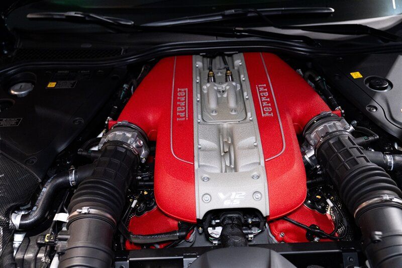 Used 2023 Ferrari 812 GTS RWD image 35