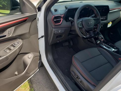 New 2026 Chevrolet TrailBlazer RS w/ Convenience Package AWD/4WD image 11