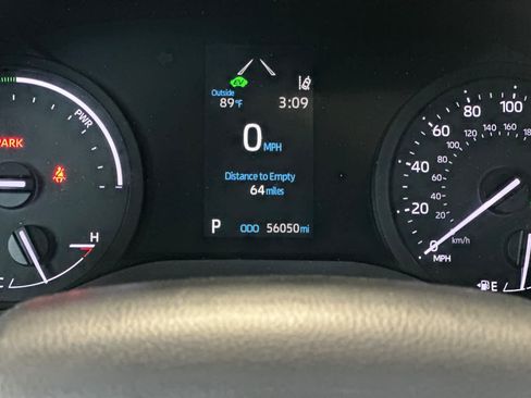 Used 2022 Toyota Sienna XSE w/ XSE Plus Package FWD image 28