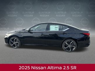 New 2025 Nissan Altima 2.5 SR video 4