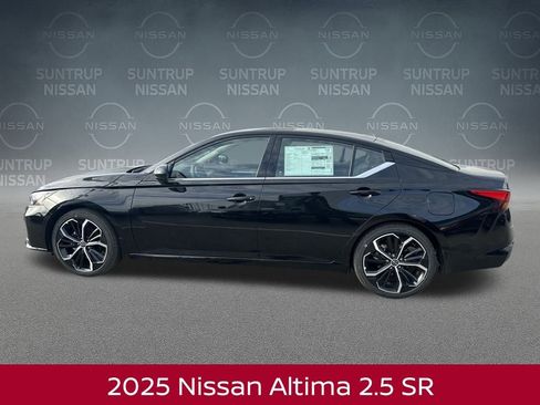 New 2025 Nissan Altima 2.5 SR image 4