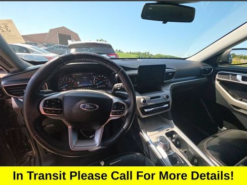 Used 2021 Ford Explorer XLT w/ Equipment Group 202A AWD/4WD image 5
