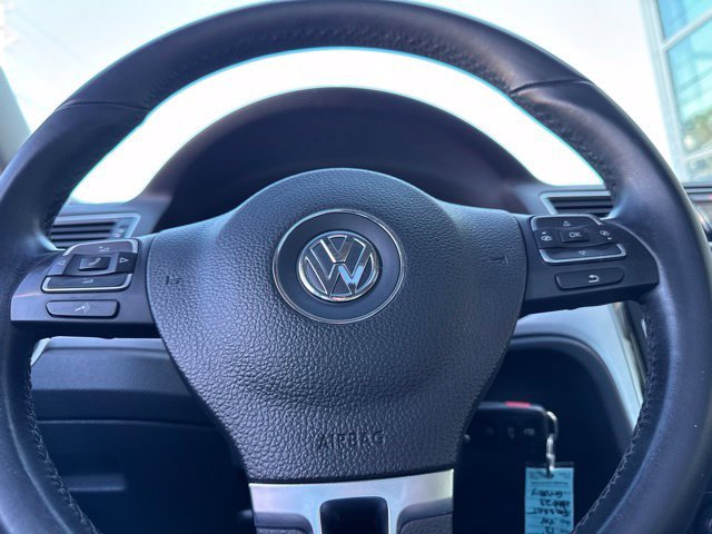 Used 2013 Volkswagen Passat TDI SE FWD image 16