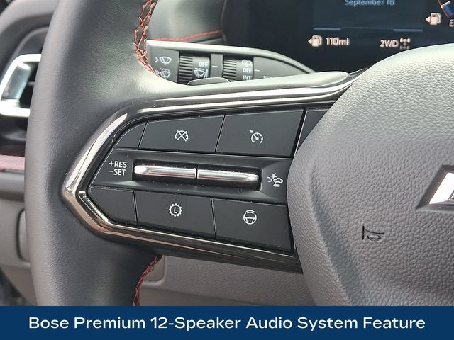 Used 2026 Chevrolet Traverse RS AWD/4WD image 7