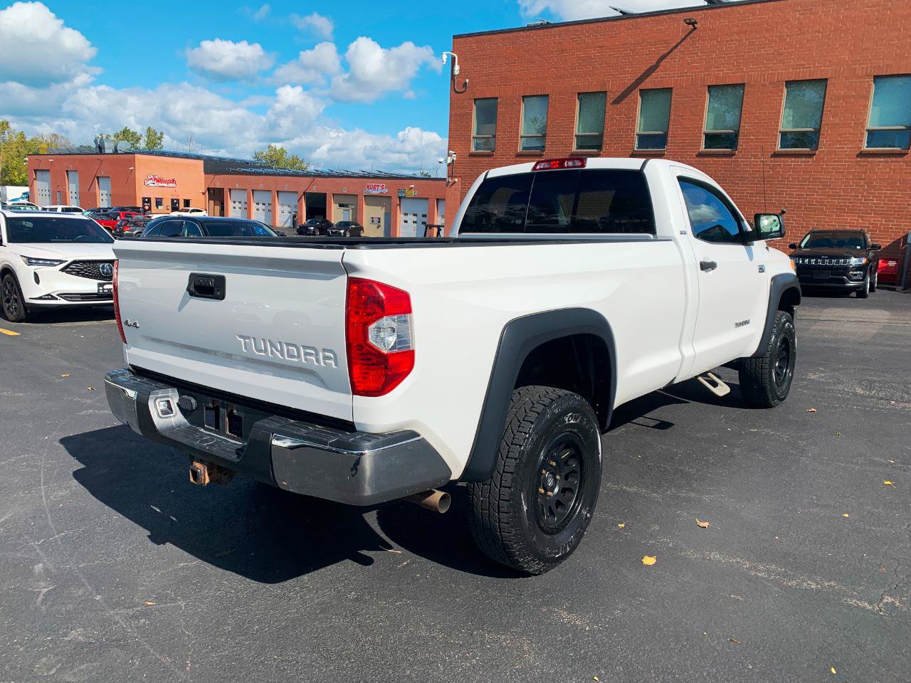 Used 2017 Toyota Tundra SR AWD/4WD image 17