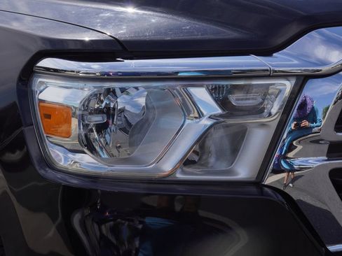 Used 2022 RAM 1500 Big Horn RWD image 11