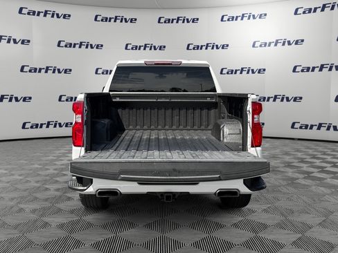 Used 2020 Chevrolet Silverado 1500 Custom w/ Custom Value Package AWD/4WD image 11