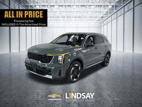 Used 2025 Kia Sorento EX AWD/4WD image 1