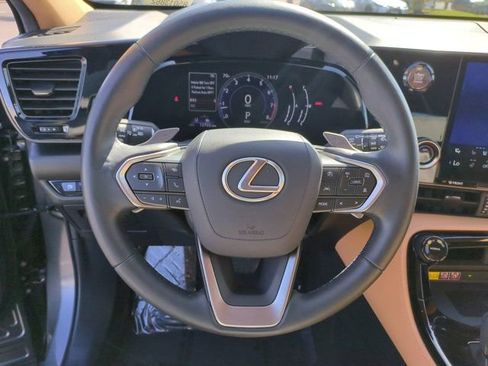 Used 2024 Lexus NX 250 FWD image 18