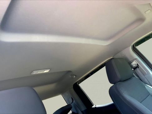 Used 2023 Chevrolet Silverado 1500 Custom AWD/4WD image 14