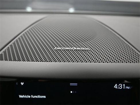 Used 2019 Volvo XC60 T5 Inscription w/ Protection Package Premier image 29