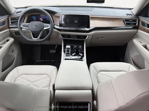 New 2026 Volkswagen Atlas SE image 13
