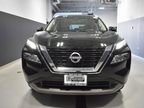 Used 2022 Nissan Rogue SV w/ SV Premium Package image 6