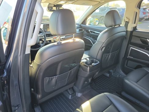Used 2021 Kia Telluride S image 15