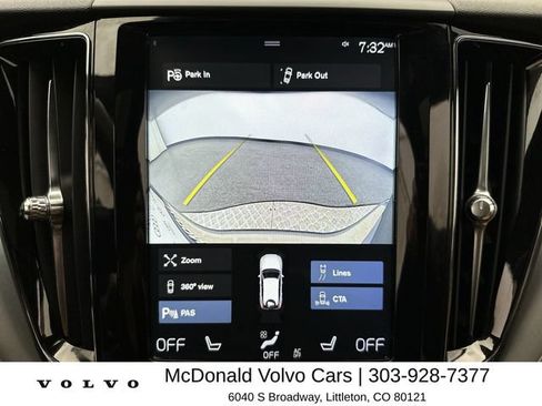 Used 2018 Volvo XC60 T6 Momentum w/ Advanced Package AWD/4WD image 17