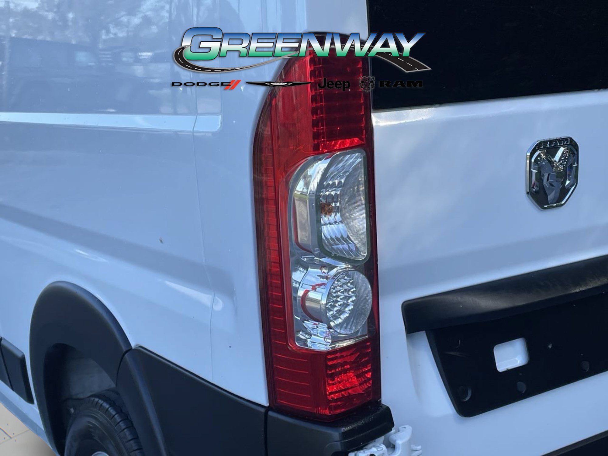 Used 2025 RAM ProMaster 2500 w/ U-Haul Equipment Group FWD image 7