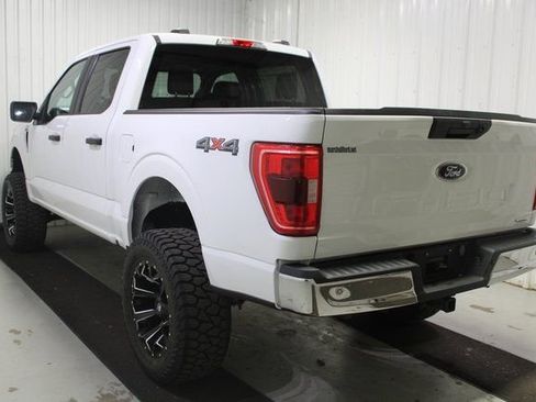 Used 2023 Ford F150 XLT w/ Trailer Tow Package image 4