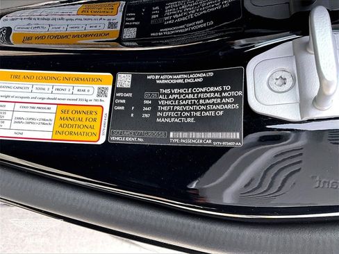 Used 2026 Aston Martin Vanquish image 24