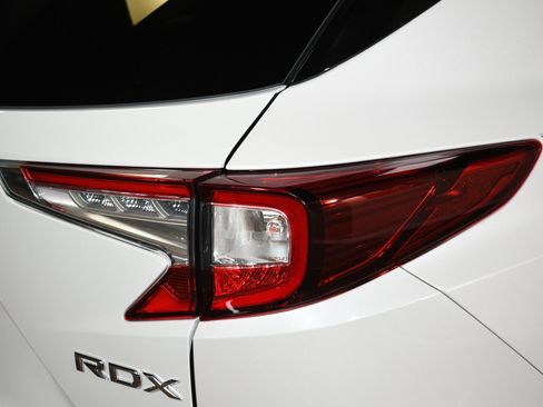 Used 2025 Acura RDX SH-AWD image 59