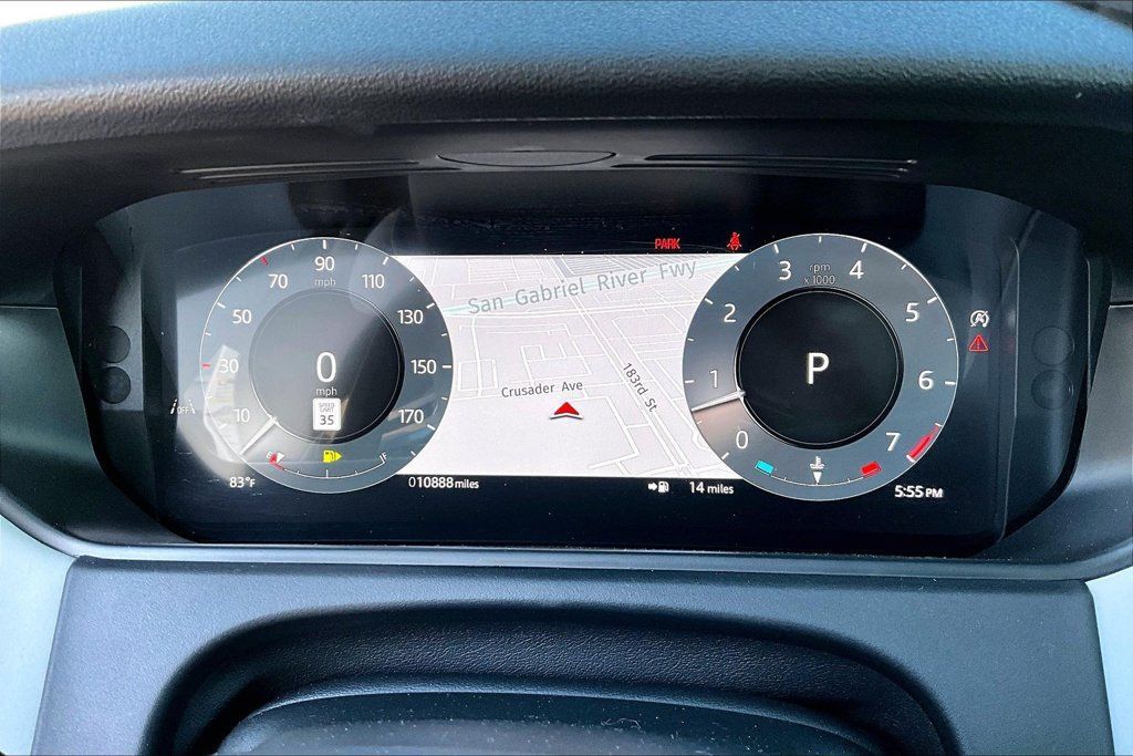 Certified 2026 Land Rover Range Rover Velar Dynamic SE AWD/4WD image 13