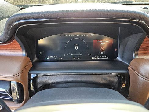 Used 2023 Lincoln Nautilus Reserve w/ Equipment Group 201A image 28