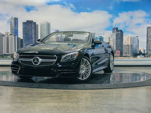 Used 2019 Mercedes-Benz S 560 Cabriolet image 3