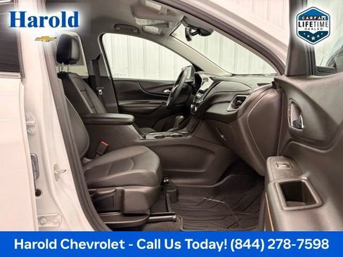 Used 2020 Chevrolet Equinox Premier AWD/4WD image 11