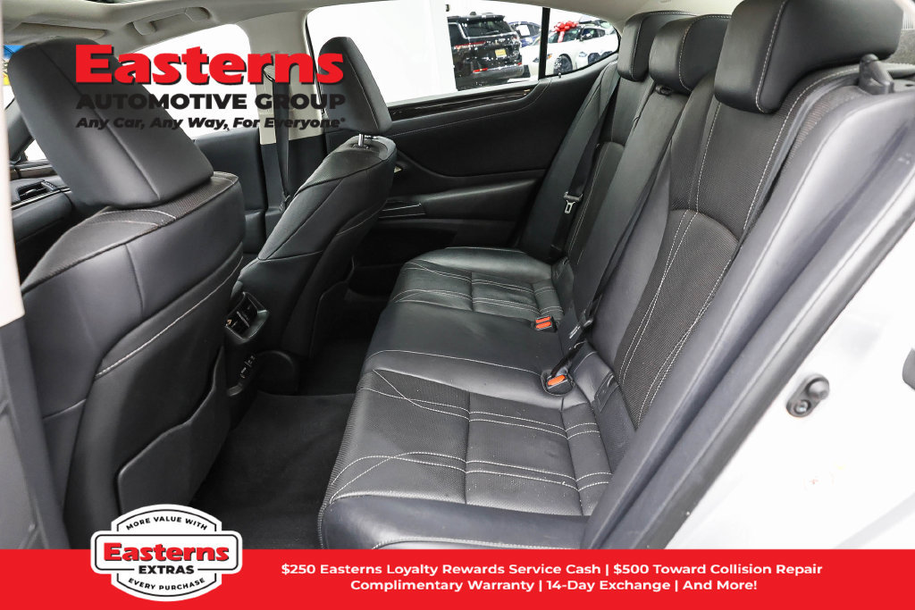 Used 2019 Lexus ES 350 w/ Accessory Package 2 FWD image 26