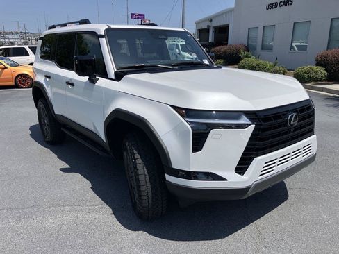 Used 2025 Lexus GX 550 AWD/4WD image 7