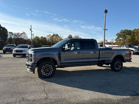 New 2026 Ford F350 Platinum image 13