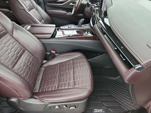 Used 2021 Cadillac Escalade Sport Platinum RWD image 29