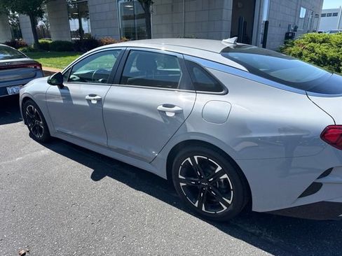 Used 2022 Kia K5 GT-Line FWD image 2
