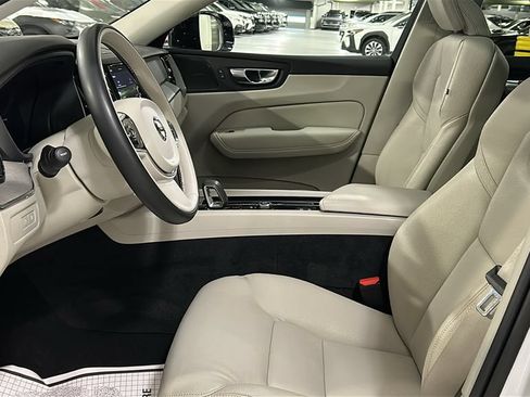 Certified 2024 Volvo XC60 T8 Plus w/ Protection Package Premier AWD/4WD image 10