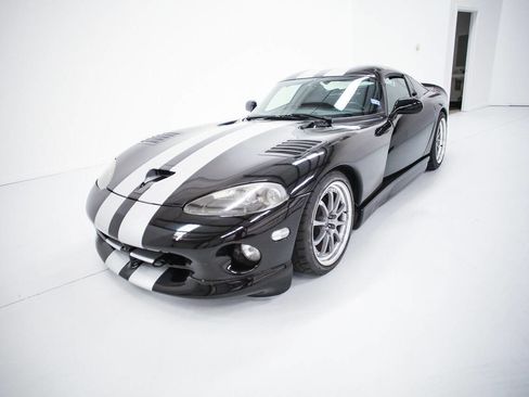 Used 2000 Dodge Viper GTS image 18