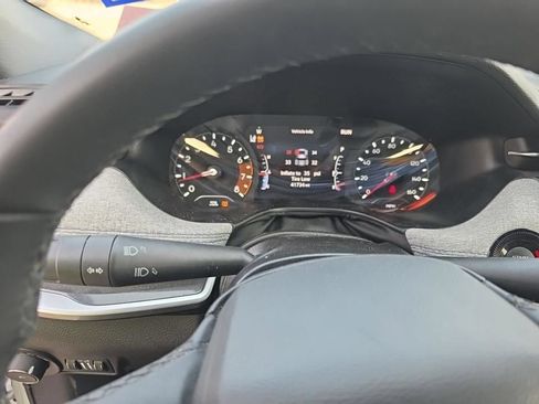 Used 2024 Jeep Compass Latitude AWD/4WD image 14