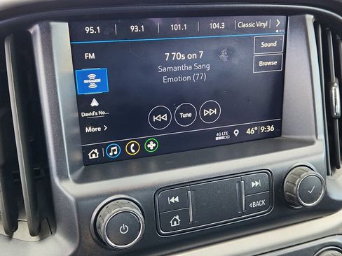 Used 2020 GMC Canyon SLE w/ Elevation Edition image 18