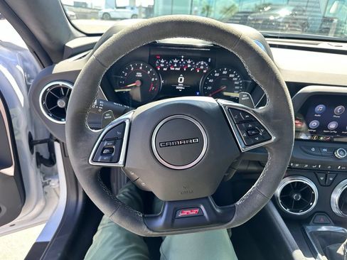 Used 2023 Chevrolet Camaro SS RWD image 9