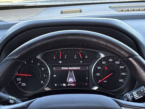 Certified 2022 GMC Terrain SLT w/ Infotainment Package II image 12