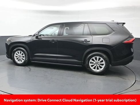 Used 2024 Toyota Grand Highlander XLE image 4