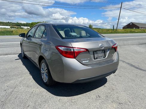 Used 2014 Toyota Corolla LE FWD image 11