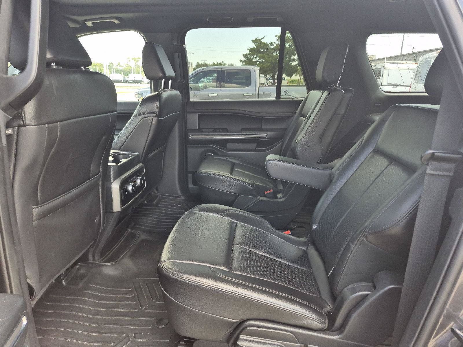 Used 2021 Ford Expedition Max XLT RWD image 13