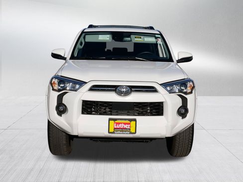 Used 2021 Toyota 4Runner SR5 Premium image 2