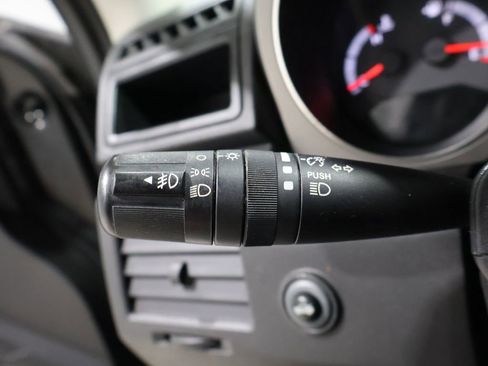 Used 2010 Dodge Avenger R/T image 30