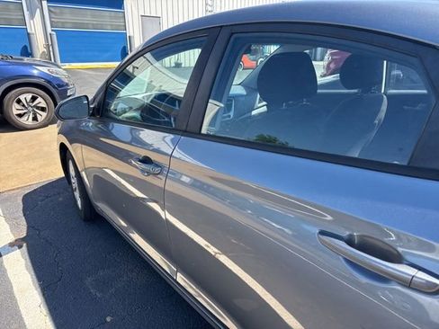 Used 2018 Hyundai Accent FWD image 9
