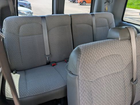 Used 2019 Chevrolet Express 2500 LT w/ LT Preferred Equipment Group RWD image 25