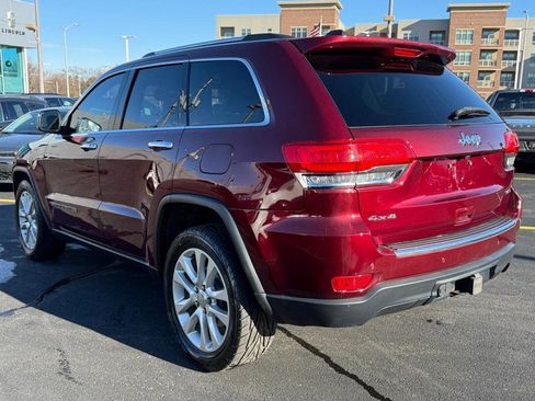 Used 2017 Jeep Grand Cherokee Limited w/ Trailer Tow Group IV image 7