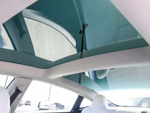 Used 2023 Tesla Model 3 Standard Range RWD image 25
