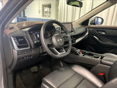 Certified 2023 Nissan Rogue SV w/ SV Premium B Package image 8