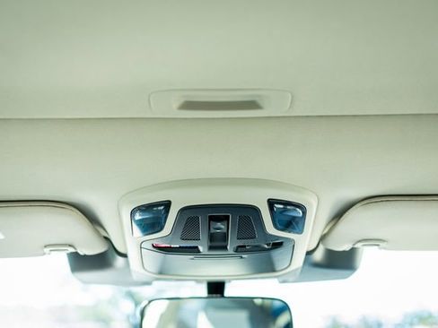 Certified 2025 Subaru Outback Premium image 30