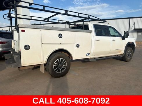 Used 2024 GMC Sierra 2500 SLE AWD/4WD image 3